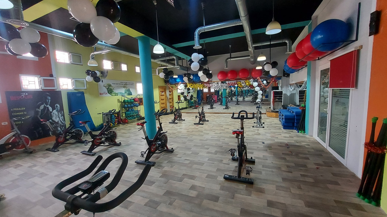 POWER GYM FITNESS CENTER