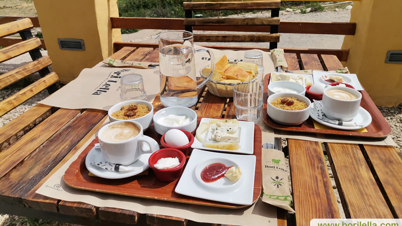 RESTAURANT BORJ LELLA 