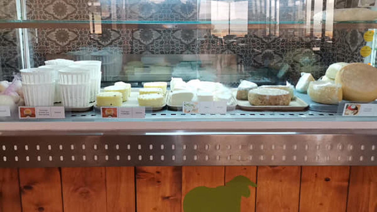 FROMAGERIE BORJ LELLA 