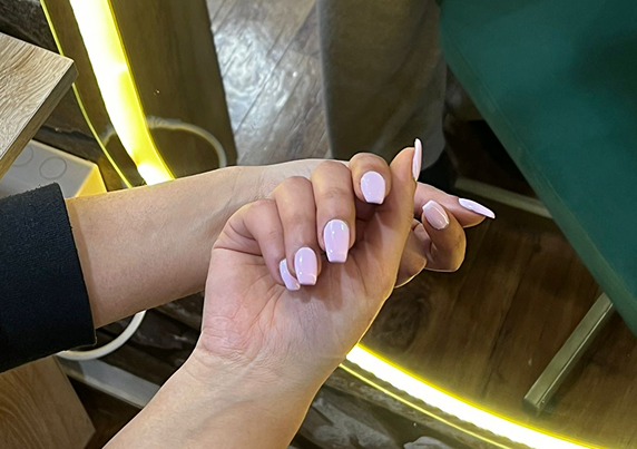 SKINE AND GLOW BEAUTY 